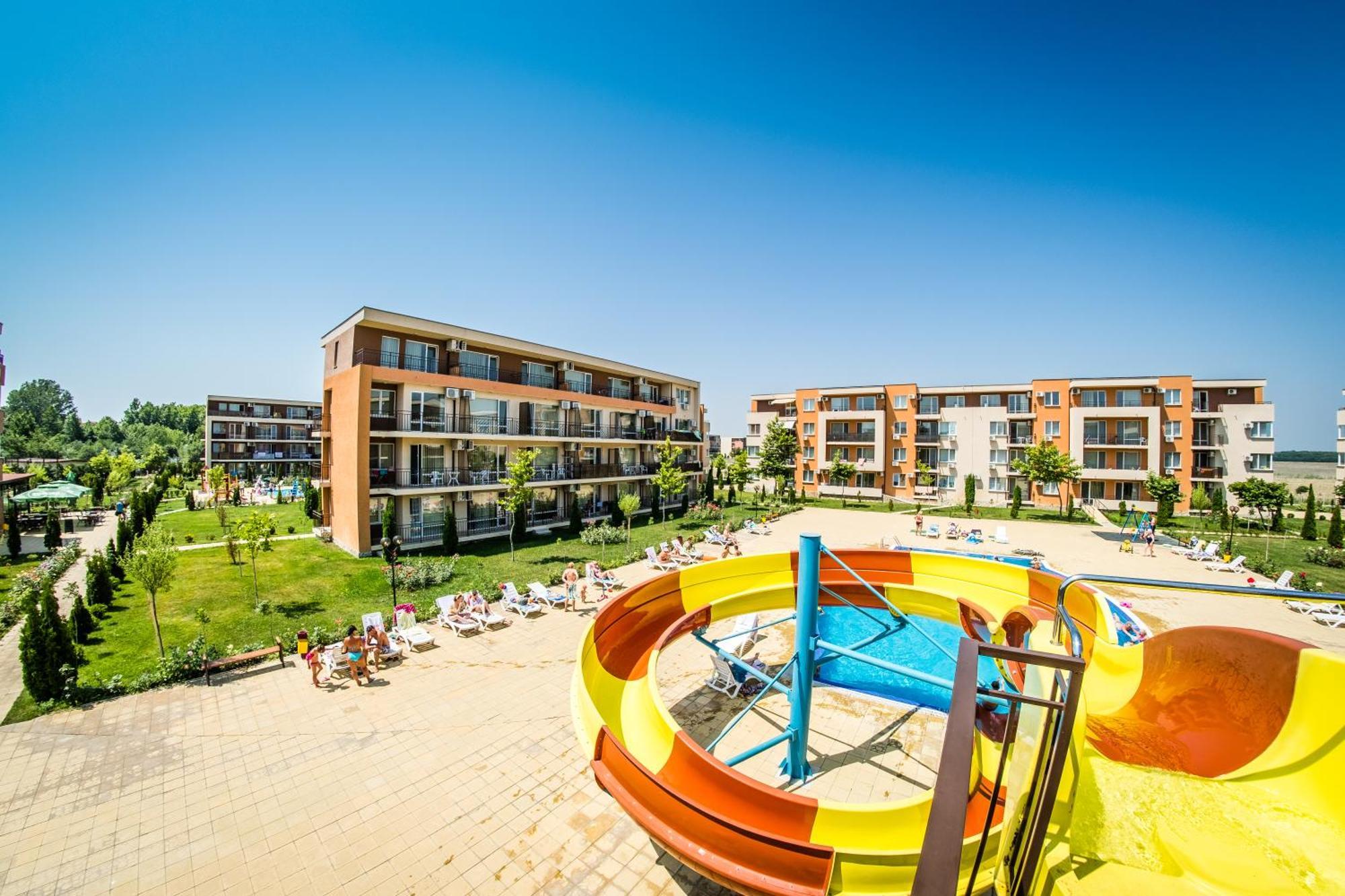 Holiday Garden Resort Slantschew brjag Exterior foto