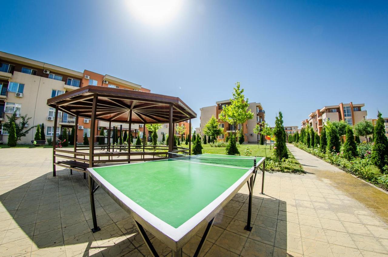 Holiday Garden Resort Slantschew brjag Exterior foto